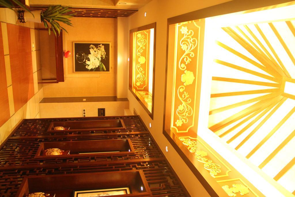 Yuyao Yonghegong Hotel Exterior photo